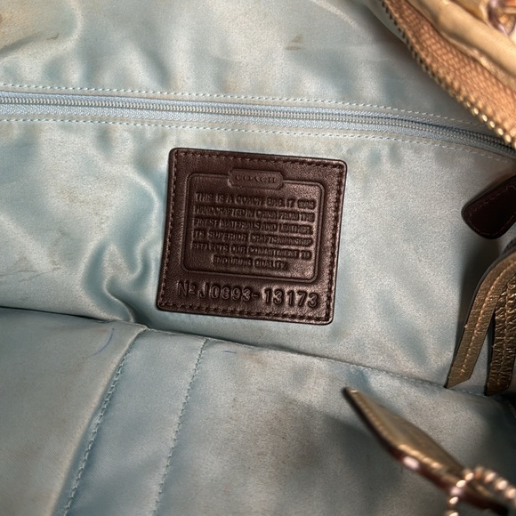 VINTAGE GOLD COACH BAG (OS) - Picture 7 of 7